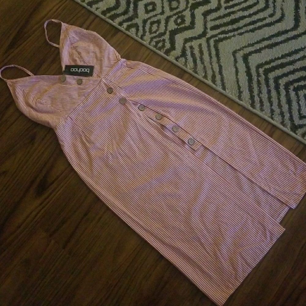 Boohoo dress